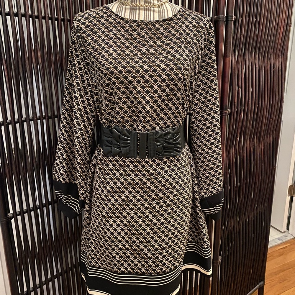 H&M Black and Cream Patterned Long Sleeve Dress